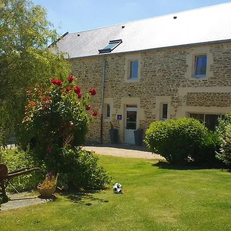 Les Champs Du Douits بيت للعطل Les Monts d'Aunay